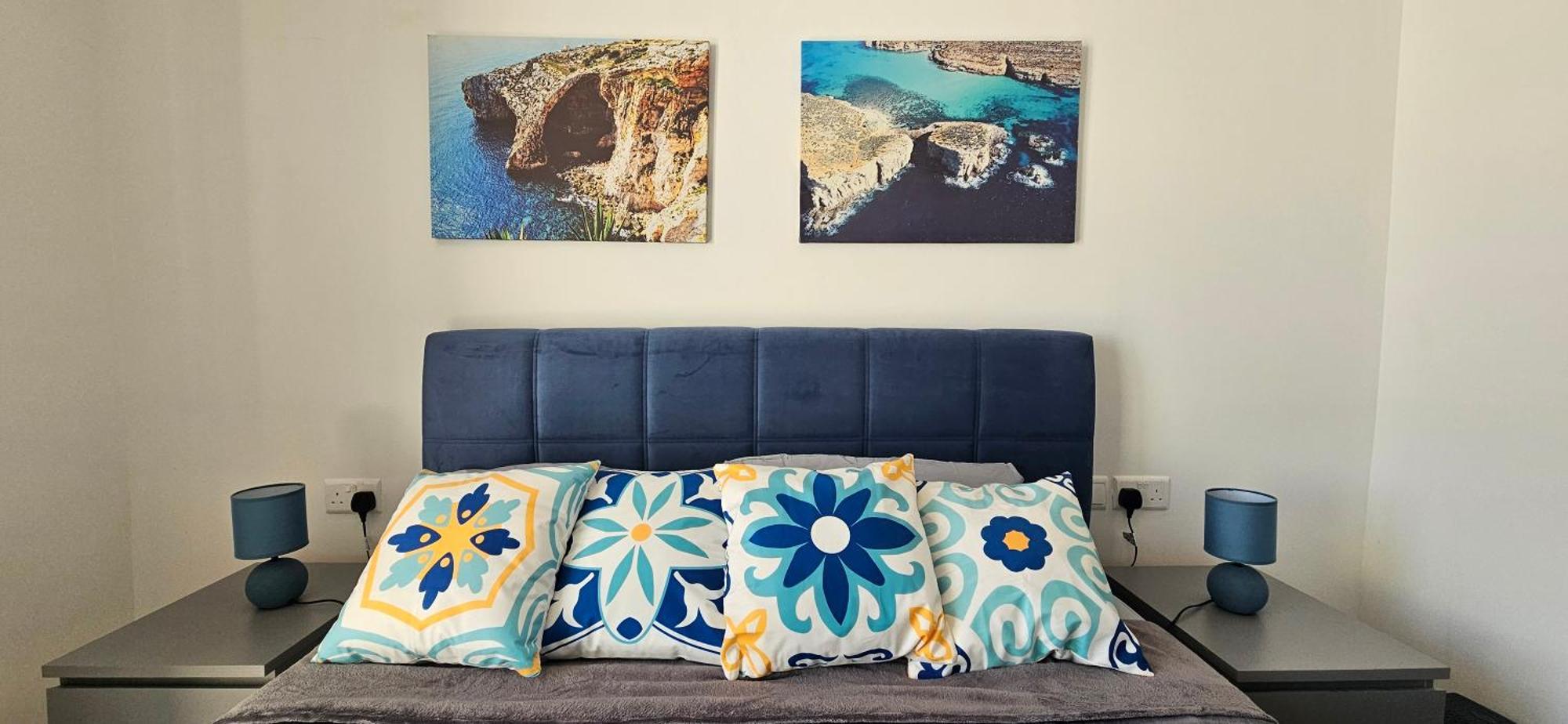 Sea Breeze Penthouse And Terrace Qawra St Paul'S Bay Appartement St. Paul's Bay Buitenkant foto